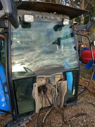 Vitre pour NEW-HOLLAND TM 140