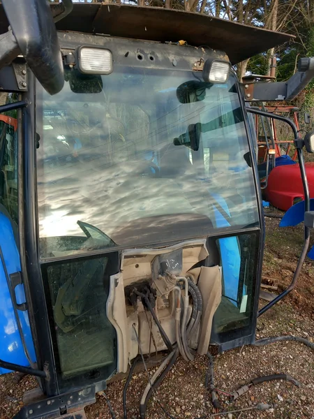 Vitre pour NEW-HOLLAND TM 140