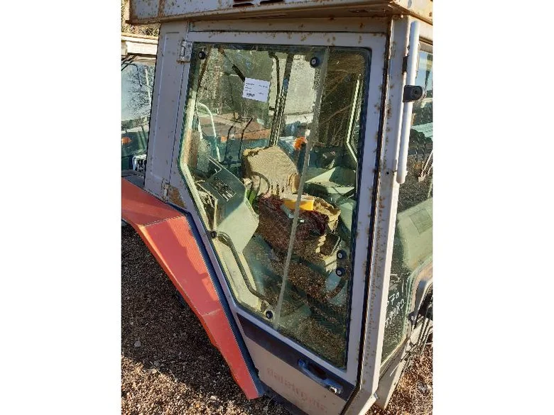 Porte pour MASSEY FERGUSON 3070