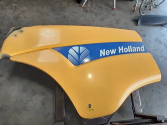 Panneau latéral pour NEW-HOLLAND CX 8080