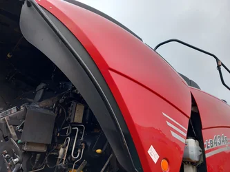 Side cover for CASE IH LB 434 XL