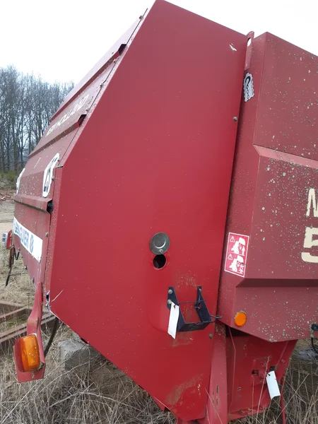 Side cover for NEW-HOLLAND 544
