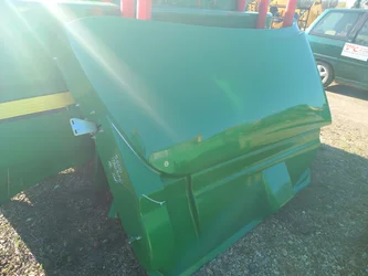 Panneau latéral pour JOHN-DEERE S660