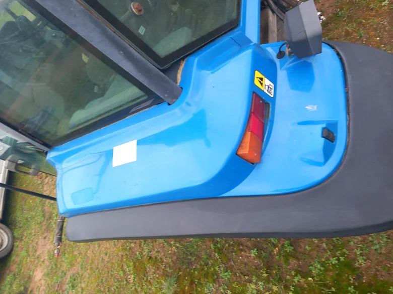 Wing for FORD 8670