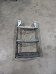 Marche pied pour DEUTZ FAHR K100