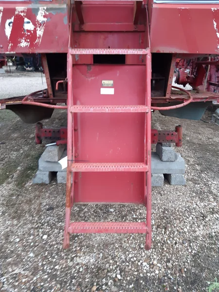 Combine harvester ladder for CASE IH AXIAL-FLOW 1620
