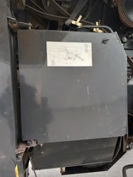Panneau latéral pour NEW-HOLLAND CX 8050