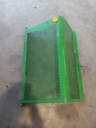 Panneau latéral pour JOHN-DEERE S660