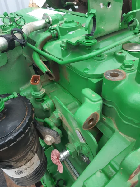 Pièce moteur pour JOHN-DEERE 6120 M