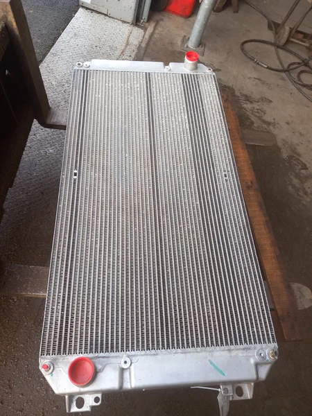 Cooling system for JOHN-DEERE S660