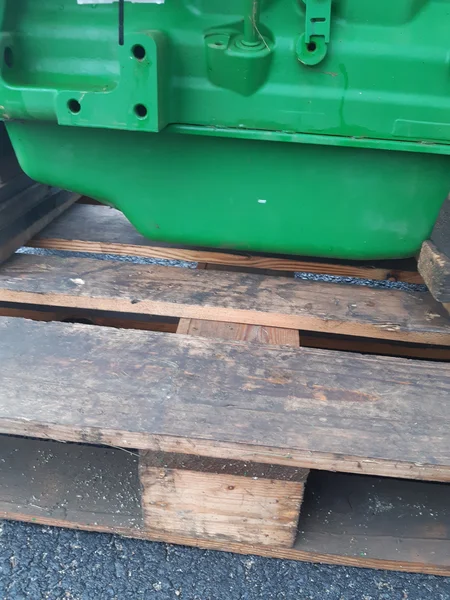 Pièce moteur pour JOHN-DEERE 6120 M