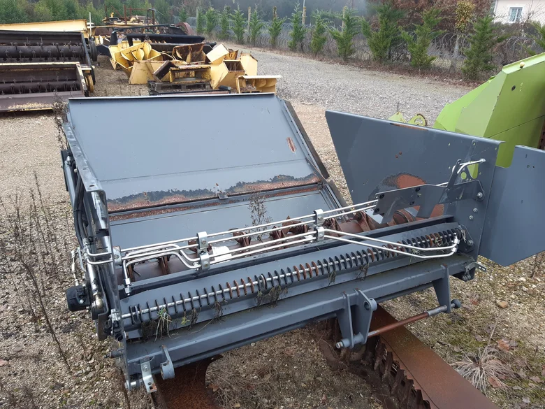 Straw chopper box for CLAAS LEXION 760
