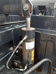 Vérin pour NEW-HOLLAND BB 9070