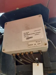 BOITIER COMMANDE ELECTRIQUE SUR MACHINE