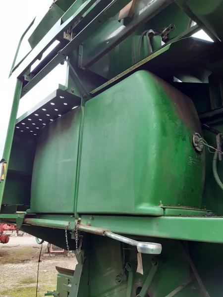Réservoir à gazole pour JOHN-DEERE 2054