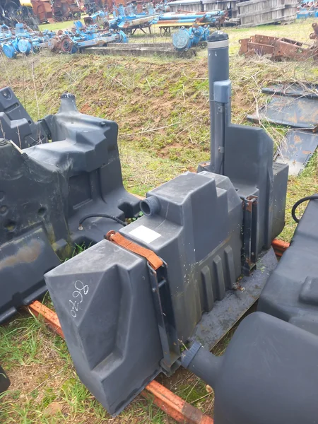 Réservoir à gazole pour FORD 8670