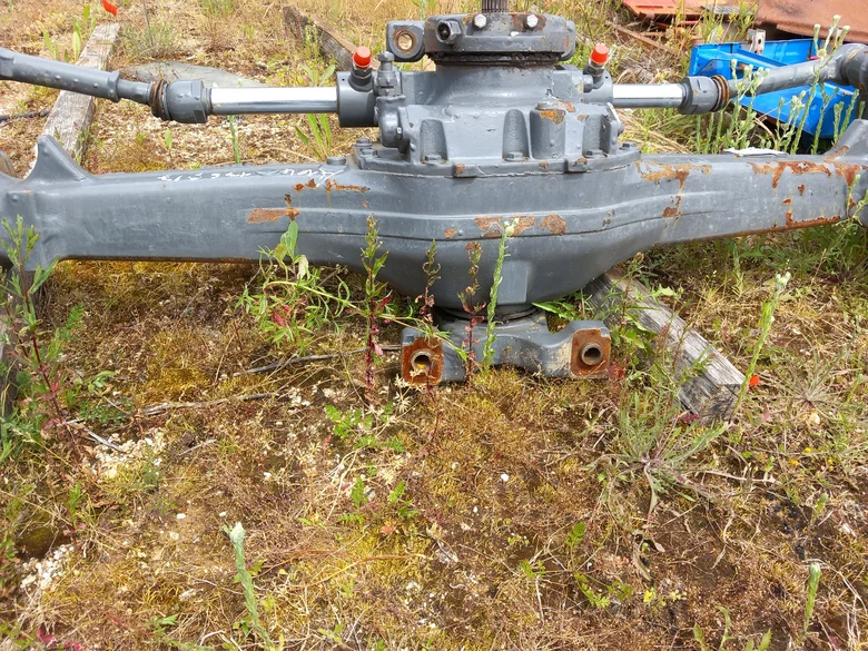 Carter de pont avant pour VALTRA A104