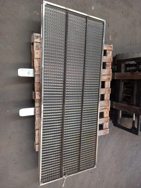 Grille et pré-grille pour CLAAS LEXION 600