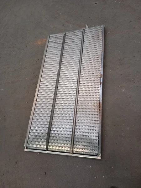 Grille et pré-grille pour CLAAS LEXION 600