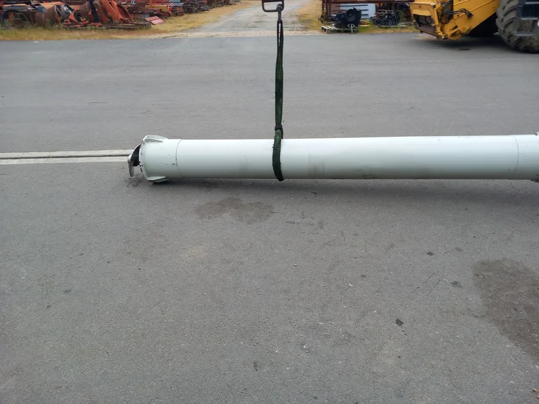 Tube de vidange pour CLAAS LEXION 600