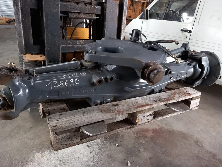 Eje delantero para NEW-HOLLAND TM 135