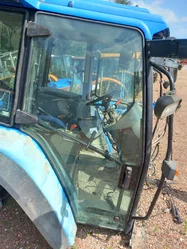Porte pour NEW-HOLLAND TM 135