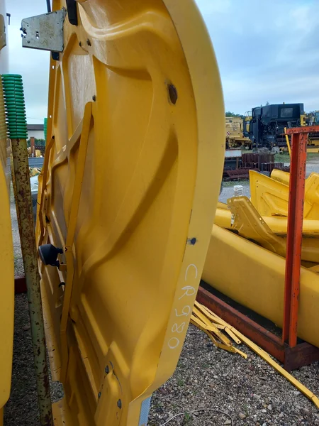 Panneau latéral pour NEW-HOLLAND CR 980
