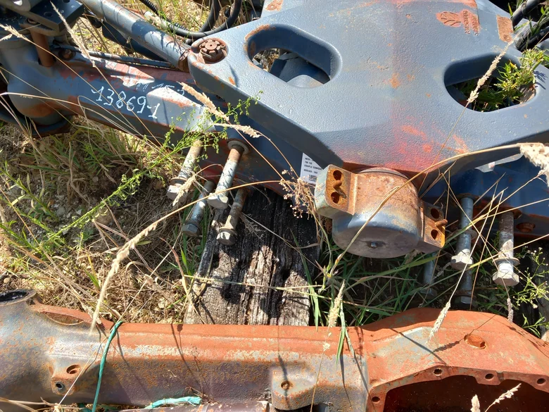 Front axle housing for NEW-HOLLAND TM 150