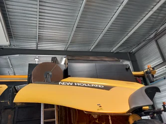 Panneau latéral pour NEW-HOLLAND CX 860