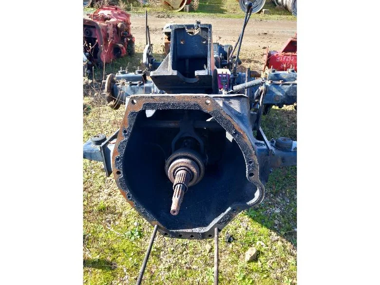 Boite de vitesse complète pour CASE IH 845