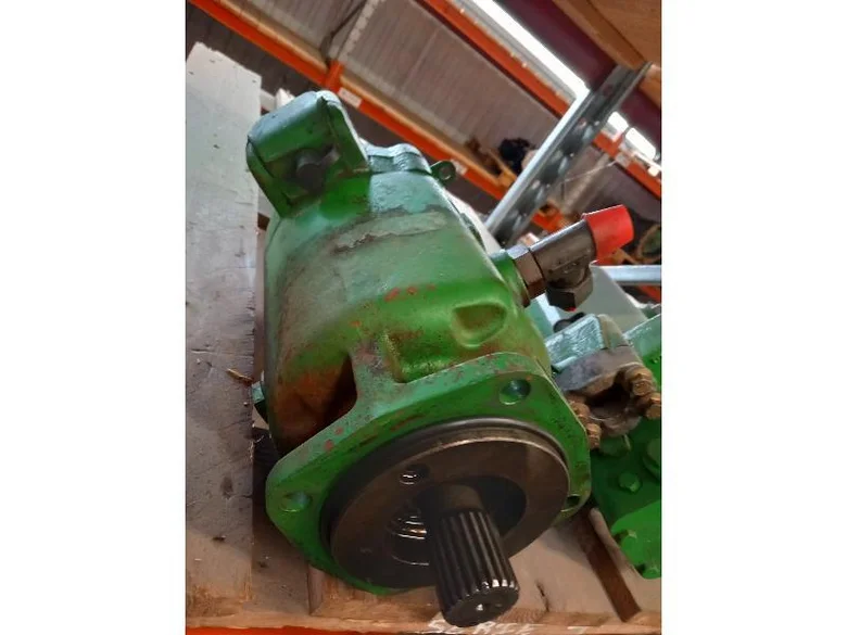 Motor hidrostático para JOHN-DEERE T660