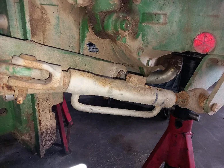 Stabilisateur pour JOHN-DEERE 6115 R