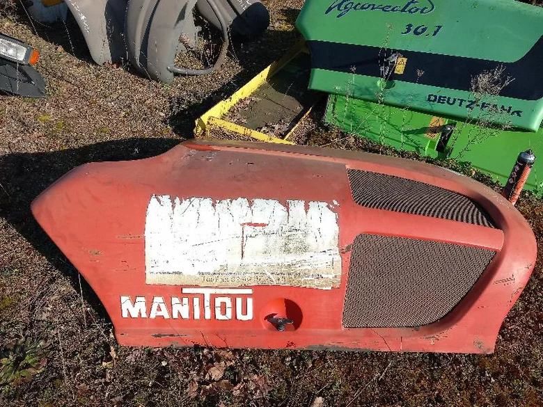 Capot pour MANITOU MT 932