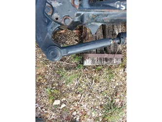 Pivot pour MASSEY FERGUSON 6455