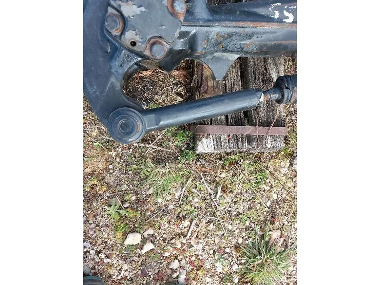 Pivot pour MASSEY FERGUSON 6455