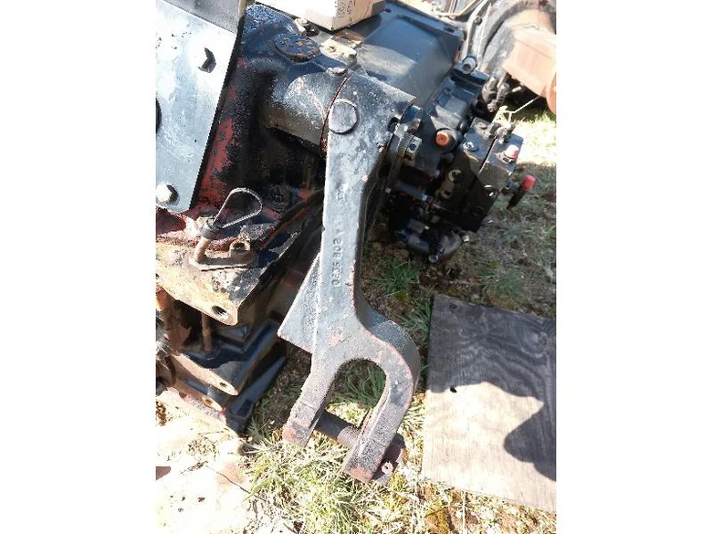Bras supérieur pour MASSEY FERGUSON 6455