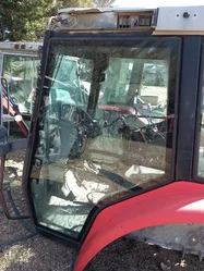 Porte pour MASSEY FERGUSON 6455