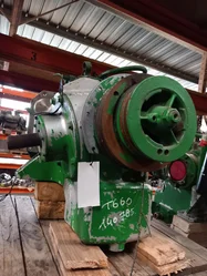 Sortie moteur pour JOHN-DEERE T660
