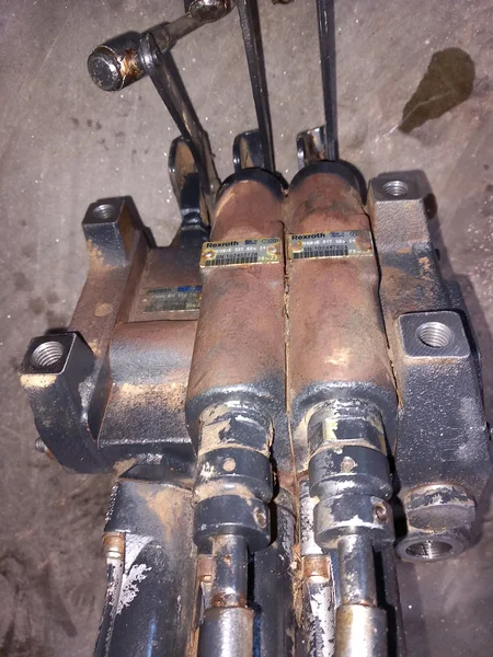 Hydraulique pour NEW-HOLLAND T5050