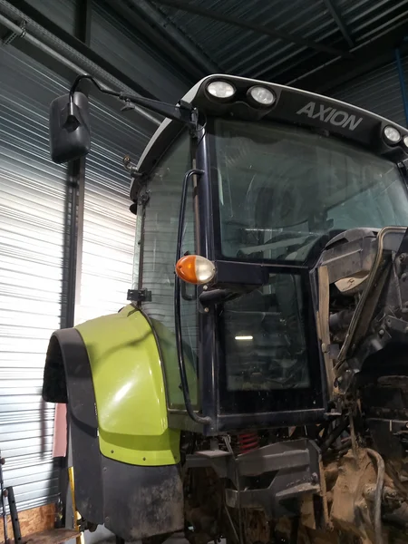 Cabine complète pour CLAAS AXION 840