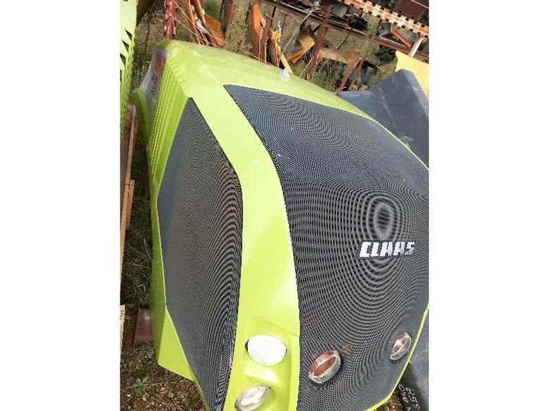 Capot pour CLAAS AXION 840