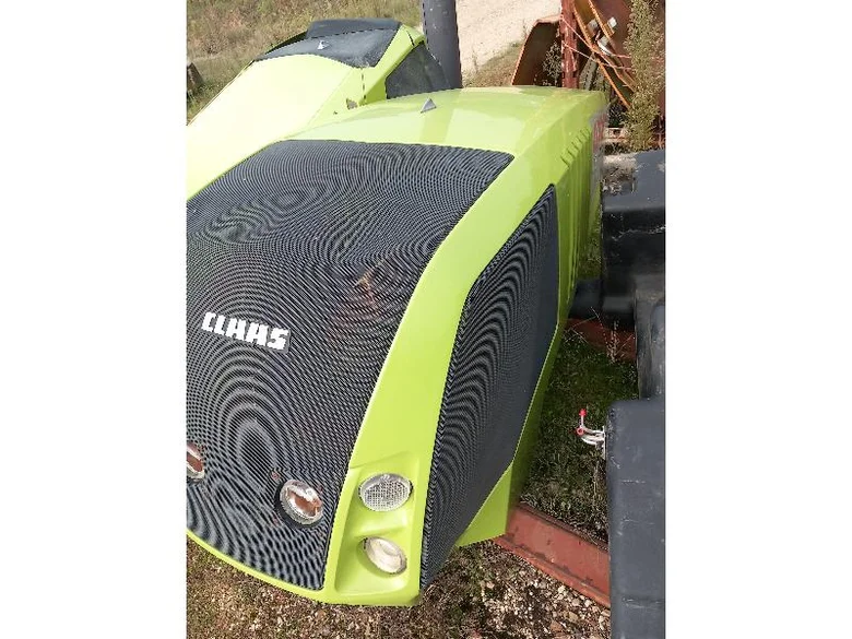 Capot pour CLAAS AXION 840