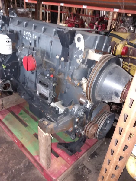 Moteur complet pour NEW-HOLLAND CR 9070