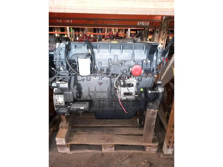 Moteur complet pour NEW-HOLLAND CR 9080