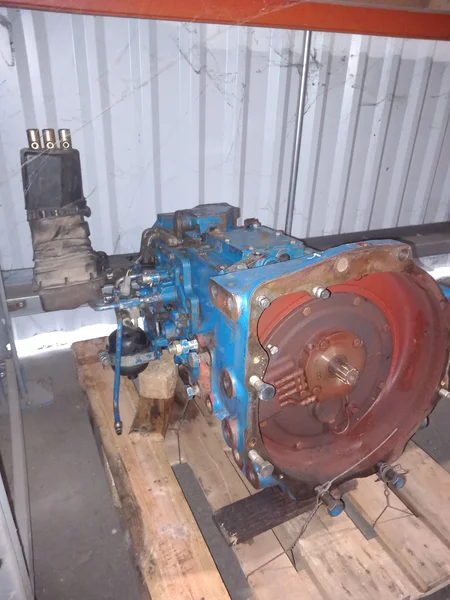 Boite de vitesse complète pour FORD 6640