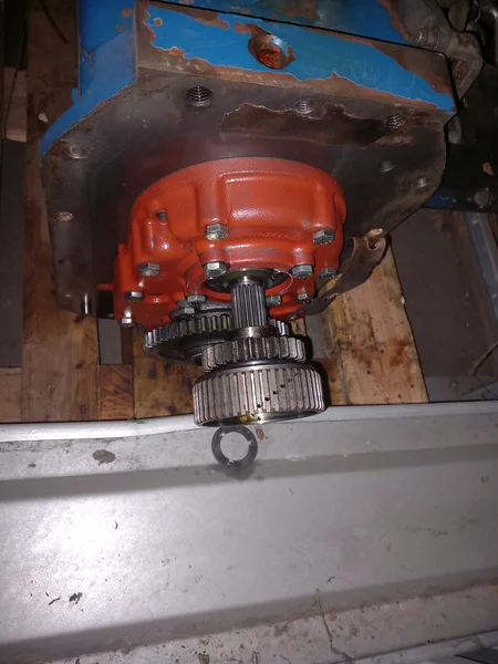 Boite de vitesse complète pour FORD 6640