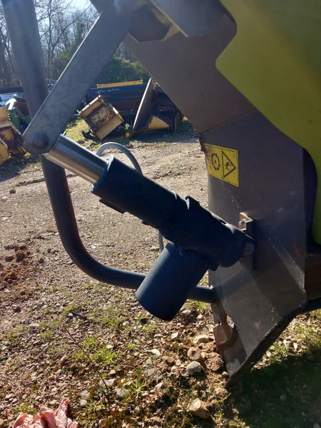 Cilindro eléctrico para CLAAS LEXION 540