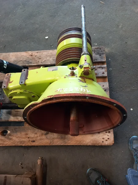 Sortie moteur pour CLAAS LEXION 450