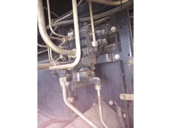 Distributeur hydraulique pour NEW-HOLLAND CR 980