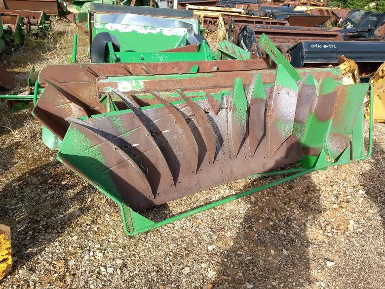 Déflecteur de broyeur pour JOHN-DEERE CTS